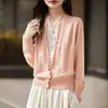 Cardigan de tricô solto para mulheres, estilo delicado com contraste de renda, decote V, seda de amoreira e lã fina emendados, parecendo duas peças
