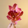 Feliz Holiday~Pasador de Flor Artificial para el Cabello para Mujer 2026 Estilo Bohemio Impresionante Clip Lateral de Gama Alta Accesorio para el Cabello al por Mayor