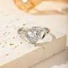 Anel de Luz Banhado a Cobre Ouro Real Zircônia Inlay Luxo Toque de Alto Padrão Anel de Dedo Versátil Joia de Mão Fábrica Envio Direto Atacado Disponível