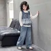 Conjunto de tres piezas de chaleco de mezclilla para niñas Otoño Niños grandes Ribete de encaje Chaleco de doble botonadura con cuello cuadrado Pantalones Conjunto estilo coreano