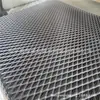 Rede de proteção de ponte rede de pedal escada anti-queda rede de chapa de ferro pintada rede de chapa de alumínio buraco losangular rede decorativa 3mm de espessura