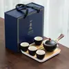 Infusor de té para persona perezosa de cerámica, tetera automática de barro negro, juego de té pequeño, juego de té Gongfu portátil para viaje, olla con asa lateral, bandeja de té