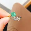 Anillo Clásico de Plata de Ley S925 con Esmeralda Natural para Mujer Pulsera Anillo Ajustable Popular de Nicho Europeo y Americano de Gama Alta
