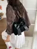 Bolso de hombro con estampado de leopardo dulce, versátil para ir al trabajo, diseño simple, adecuado para estudiantes universitarios y trabajadores de oficina, uso diario, bolso de mano único con forma de mariposa