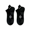 Meias Esportivas de Primavera e Verão Meias de Basquete Meias Masculinas de Malha Preto e Branco Cinza Moda Tendência Meias Masculinas Cor Sólida Cós Absorvente de Suor