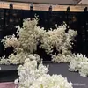 2026 Nueva Serie Blanca Accesorios de Flores para Bodas Juego de Decoración de Boda Materiales de Flores Color Claro Blanco Roto Arreglo Floral Artificial para Bodas