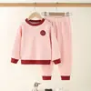 Conjunto de Ropa para Casa para Niños, Estilo Otoño e Invierno, Forrado de Felpa, para Niñas y Niños Bebés, Sudadera de Felpa y Pantalón de Chándal Conjunto de Dos Piezas Pijama