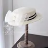 Elegante chapéu pequeno de malha transparente estilo festa à noite para mulheres, chapéu de feltro de lã australiana com laço de gaze leve, acessório de cabeça da moda
