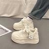 Zapatos blancos populares de suela gruesa para mujer en primavera y otoño, tenis versátiles Panda 2025 nuevos zapatos deportivos casuales para papá que aumentan la altura