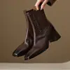 Botas Chelsea de couro bovino de primeira camada com salto grosso botas curtas de salto alto elegantes para o trabalho feminino de couro macio com rebite botas curtas forradas com fleece