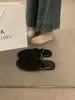 Primer Encuentro con los Zuecos de Malla de Diseño de Nicho para Mujer, Mules Transpirables Huecos de Suela Plana para Uso en Exteriores