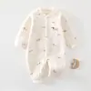 Mono acolchado de otoño e invierno para bebés, niños y niñas, ropa cálida de algodón puro para recién nacidos, mameluco acolchado para usar al aire libre