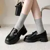 Mocasines de cuero suave para primavera y otoño, de suela blanda, ligeros, estilo británico para mujer, con tacón grueso, diseño retro, adecuados para el trabajo y el trayecto diario, zapatos planos sin cordones