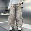 Pantalones Vaqueros para Niños 2026 Nuevos de Primavera y Otoño de Pierna Ancha para Niños Mayores, Pantalones Rectos Deportivos Casuales Estampados, Pantalones Largos para Niños Grandes