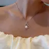 Lujo Ligero Sentido de Alta Gama Colgante de Collar de Calabaza con Incrustaciones de Diamantes Cadena de Cuello Elegante Desmontable Nuevas Explosiones 2025