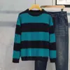 Jaqueta de tricô em estilo casual para homens, adequada para primavera e outono, com toque de alta qualidade, tricô listrado exclusivo, suéter de lã casual soltinho estilo japonês