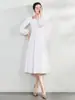 Vestido de Noite Francês Celebridade Vestido Elegante Vestido de Manga Longa Alto Padrão Branco Gola Quadrada Certificado Senso de Alto Padrão Pequeno