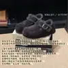 Mollykiki Sapatos Casuais Antiderrapantes Retro com Elevação Interna 2025 Outono e Inverno Novos com Solado Espesso de Uma Tira Forrados com Lã Estilo Birkenstock