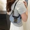Moda de temperamento simple este año popular bolso de mano 2024 verano para ir al trabajo pequeño fresco damas bolso de hombro axilar marea
