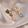 Pendientes de Clip Elegantes y Versátiles para Mujeres Sin Perforaciones, Adecuados para el Viaje Diario, con un Toque de Lujo Ligero de Alta Gama, Diseño Triangular