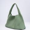 Bolso de Mano Tejido a Mano de PU de Alta Gama Transfronterizo, Bolso Tote de Gran Capacidad con Hebilla Magnética, Bolso Cubo de Hombro Único de Moda Europea y Americana para Mujer