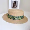 Chapéu de Palha Fedora de Ráfia com Topo Plano Estilo Férias Boêmio Fita de Cetim de Seda Tie-Dye Chapéu de Sol de Verão para Mulheres
