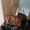 Bolsa tote retrô de grande capacidade externa única para todas as mulheres 2024 nova bolsa de ombro único da moda bolsa de transporte