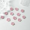 Mismo estilo de Xiaohongshu Polvo pegajoso de perla Joyería para manicura de camelia al por mayor Decoraciones tridimensionales de rosa para manicura