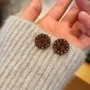 Aretes Redondos Retro Franceses con Flocking Estampado de Leopardo para Mujer Diseño Nicho Sentido Lujo Ligero Elegante Moda Aretes Combinables Aretes