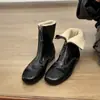 Botas Curtas Retrô com Bico Redondo e Forro de Lã, Uso de Duas Formas, Zíper Frontal, Botas Estilo Britânico Martin, Botas Slim Versáteis com Solado Plano