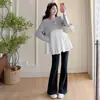Ropa de Maternidad Otoño 2026 Nuevo Diseño Sencillo con Cuello en V y Blusa de Gasa Plisada para Mujeres Embarazadas, Cubre el Vientre