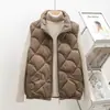 Colete para Mãe de Meia-Idade Outono e Inverno Feminino Curto Slim Gola Alta Colete Peça Externa Casual Versátil Colete Jaqueta Elegante