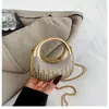 Nuevo bolso de noche al por mayor transfronterizo para mujer, mini bolso de mano acrílico con forma de media luna y pedrería, bolso de noche simple y versátil