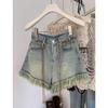 Shorts de mezclilla con borlas para mujer Verano 2025 Nuevo sentido del diseño con cadena en la cintura Cintura alta Pierna ancha Pantalones cortos