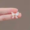 Broche anti-exposición de alta gama para traje de mujer, ropa de fijación de temperamento, accesorios de mariposa para traje, exquisita decoración para mujer, lujo