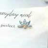 Pendientes de Titanio F-136 Aleación de Titanio Circonia Flor de Loto G23 Titanio Rosca Interna Circonia Labret Piercing Joyería Cabeza