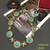 Traje de collar, pendientes y pulsera con incrustaciones de gema turquesa retro europea y americana, oro real ruso, temperamento, versátil, joyería medieval
