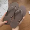 Chanclas de verano para mujer para uso en exteriores, antideslizantes, cómodas, diseño simple, adecuadas para la costa y la playa, sandalias de suela plana
