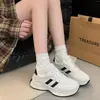 Zapatillas de Moda con Suela Gruesa Estilo Coreano para Mujer 2025 Primavera y Otoño Nuevas Versátiles Zapatos de Estudiante Papá Zapatos Casuales Alemanes de Entrenamiento