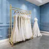 Suporte de Exibição para Vestido de Casamento Vestido de Noite de Chão Estúdio Fotográfico Oficina Prateleira de Exibição Vareta Dourada para Pendurar Roupas Qipao Xiuhe