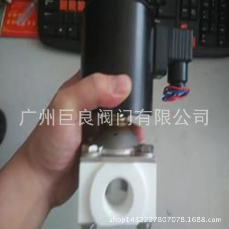 c30be5fba09fadfe967e39926f1f29
