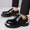 Sapatos de Trabalho de Couro Masculinos Plus Size Transfronteiriços com Solado Grosso Aumentadores de Altura Bico Grande Outono/Inverno 2025 Novo Masculino Brilhante Redondo 651015