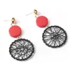 Pendientes de madera huecos redondos geométricos retro de temperamento personalidad otoño e invierno europeos y americanos pendientes para mujer