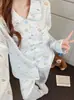 Pijama nuevo estilo con cuello de muñeca para mujer, primavera y otoño, algodón nube, manga larga, caricatura linda, adecuado para estudiantes, se puede usar afuera, conjunto para el hogar