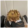 Estilo Coreano Gamuza Texturizada Nueva Moda Retro 2026 Cordón Elegante Bolso de Mano Tejido Bolso Cubo de Hombro para Mujer