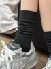 Calcetines de Algodón para Otoño e Invierno Transpirables Absorbentes de Sudor para Pantorrilla para Mujer Calcetines Sueltos Básicos Versátiles para Ropa Exterior Calcetines de Algodón de Color Sólido Sin Costuras