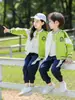 Uniforme Escolar para Alunos do Ensino Fundamental Roupas de Primavera e Outono Roupas de Aula para Crianças do Primeiro Ano Conjunto de Roupa Esportiva de Outono Estilo Universitário Roupas para Jardim de Infância