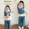 Conjunto Jeans para Meninas Primavera e Outono 2026 Novo Estilo Doce Renda Elegante Fashionável Conjunto de Três Peças para Bebês Meninas