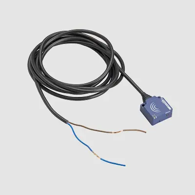 XS8系列塑料小方形标准型接近开关