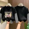 Camiseta listrada de manga comprida para meninas, novo estilo outono 2026, camiseta básica de algodão puro para crianças meninas, top para crianças maiores